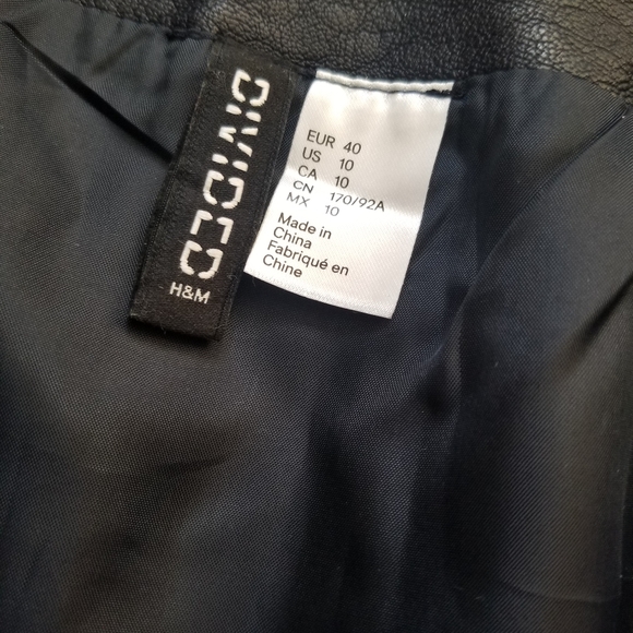 H&M Dark blue faux leather skirt - Picture 4 of 4